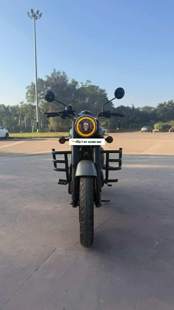 Royal Enfield Classic 2023