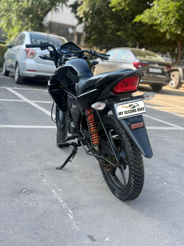 Honda TWISTER 2015