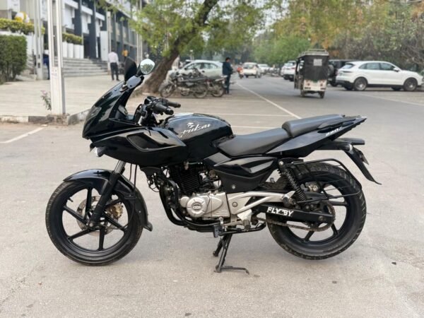 Bajaj Pulsar 2014