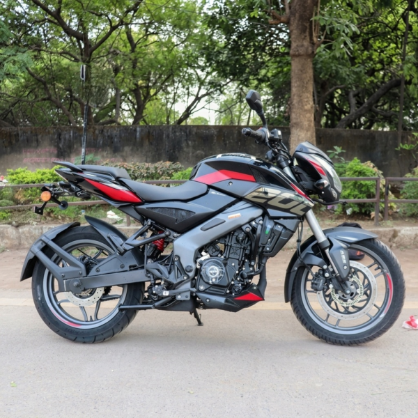 Bajaj NS200 PULSAR 2024