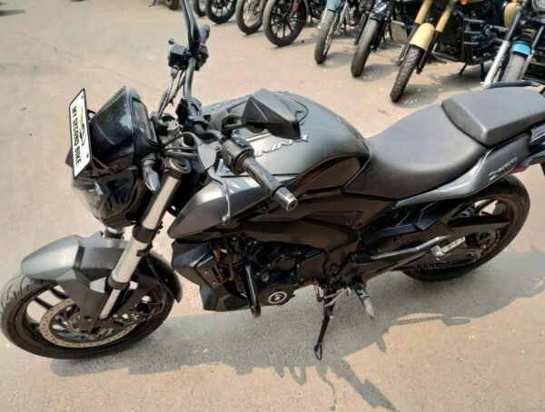 Bajaj Dominor 400 2019