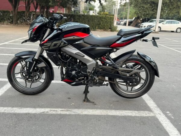 Bajaj NS200 PULSAR 2024