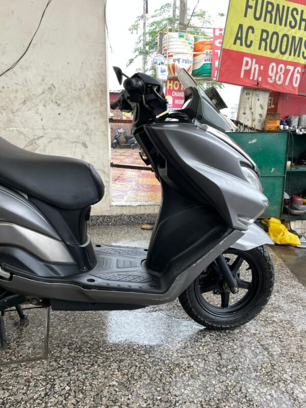 Suzuki Burgman Street 2019