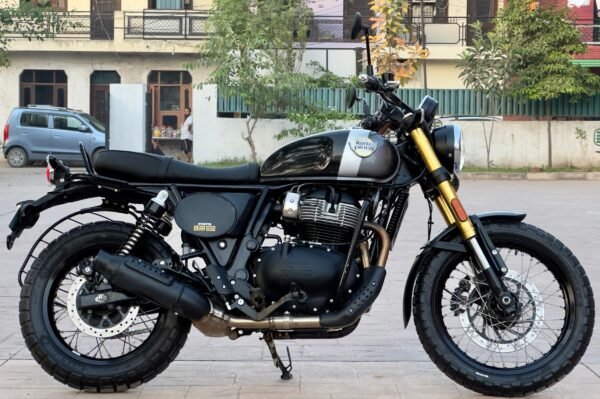 Royal Enfield Interceptor Bear 2025