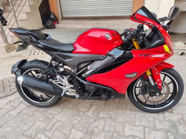 Yamaha R15 V4 2021
