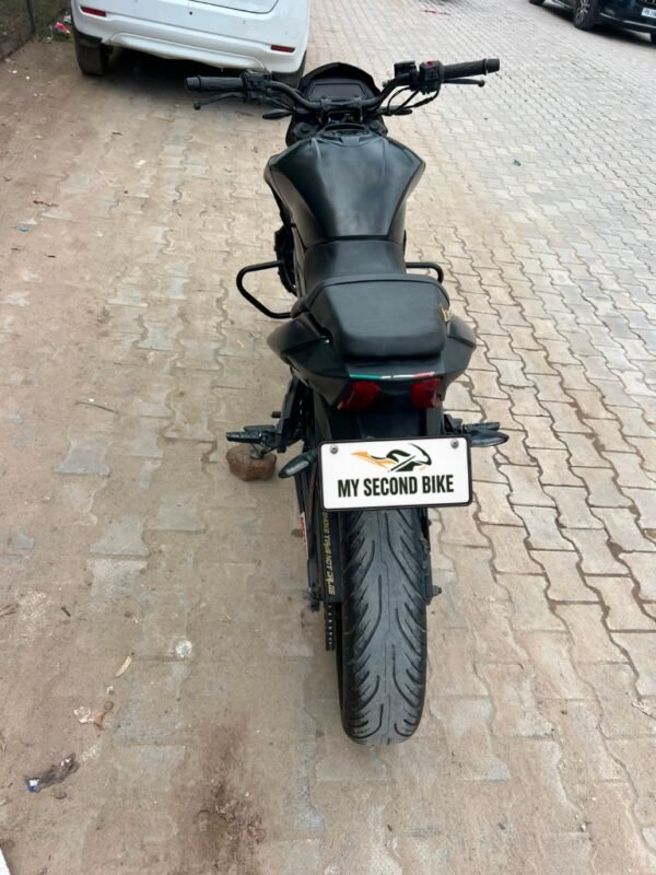 Bajaj Dominar 400 2018