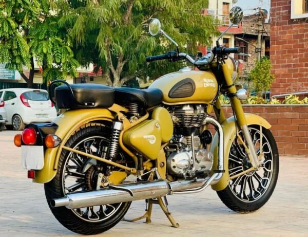 Royal Enfield Classic Desert Storm 2017