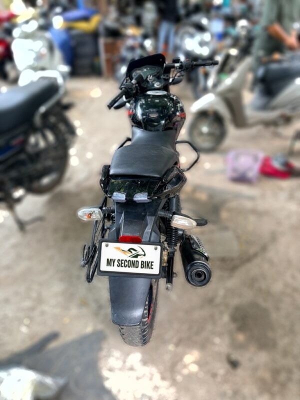 Bajaj Pulsar 180 2017