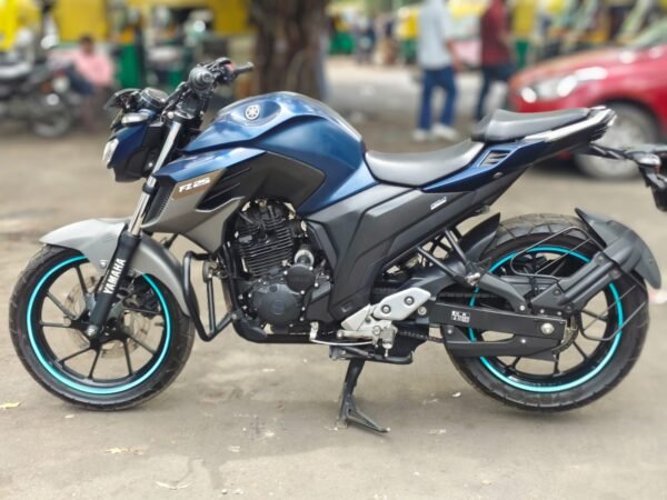 Yamaha FZ 2018