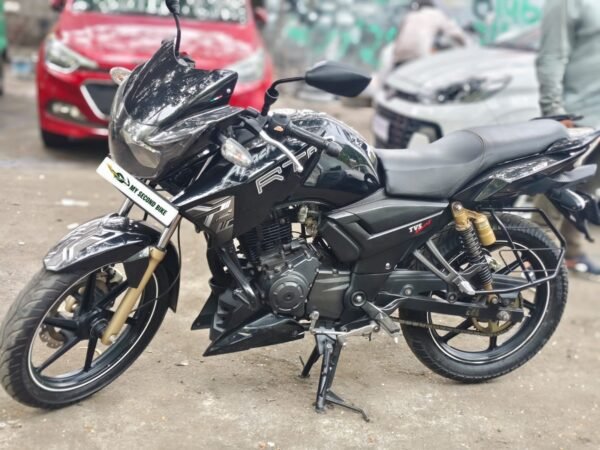 TVS Apache 2016