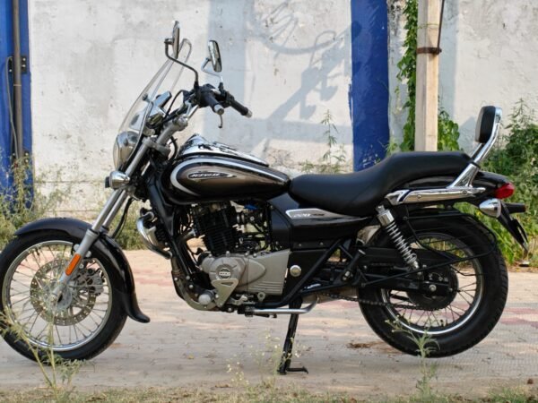 Bajaj Avenger Cruise 220 2023