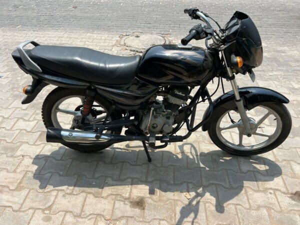 Bajaj CT 2019
