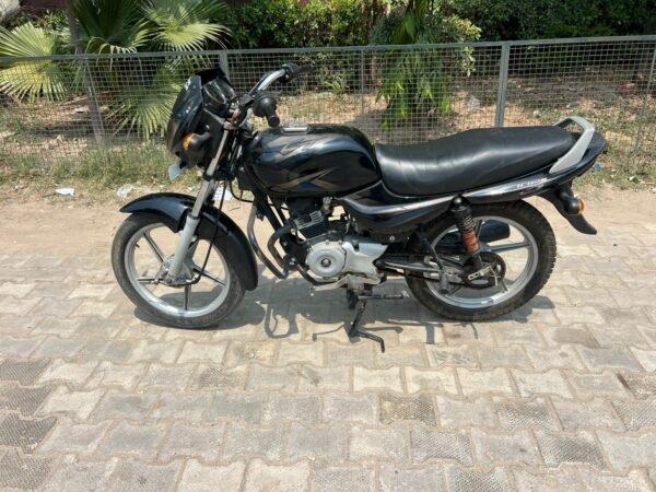 Bajaj CT 2019