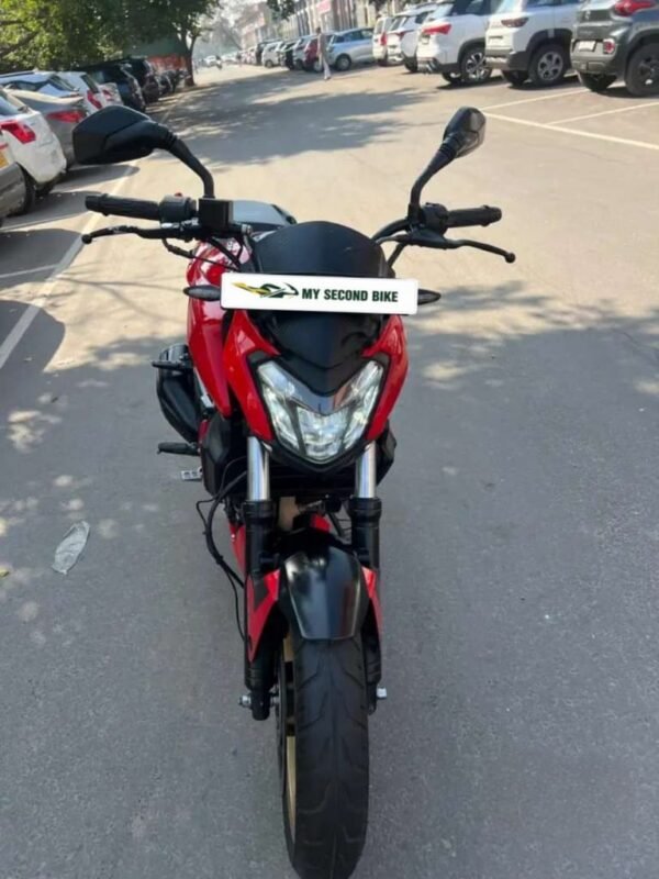 Bajaj Dominar 400 2018