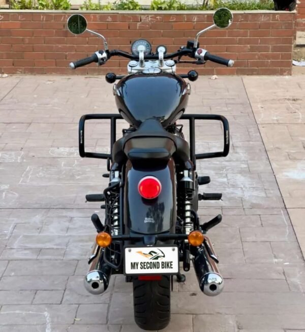 Royal Enfield Super Meteor 650 2025