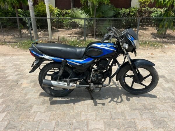 Bajaj CT 2019