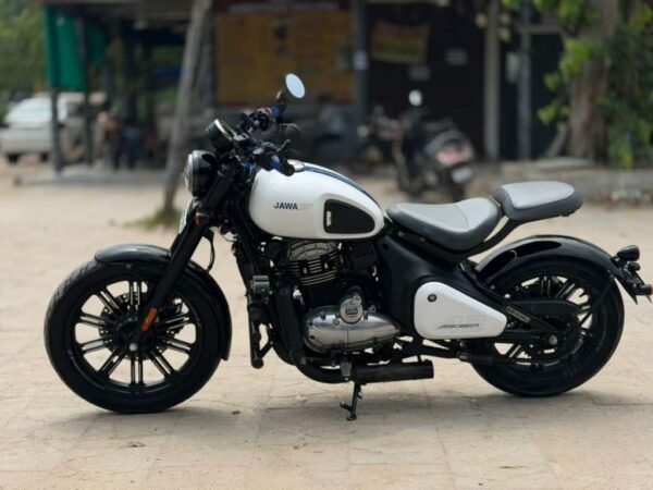 Jawa Bobber 42 2025