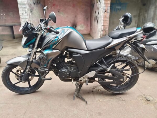 Yamaha FZ-5 2017