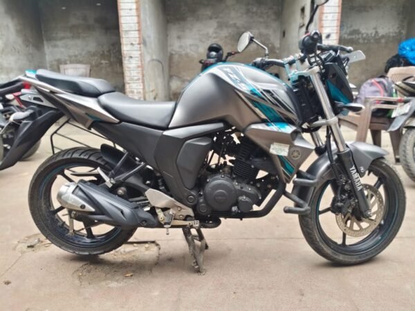 Yamaha FZ-5 2017