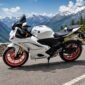 Yamaha R15 V4 2025