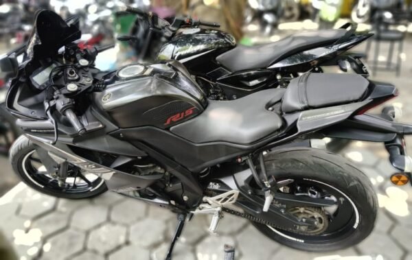 Yamaha R15 V3 2021