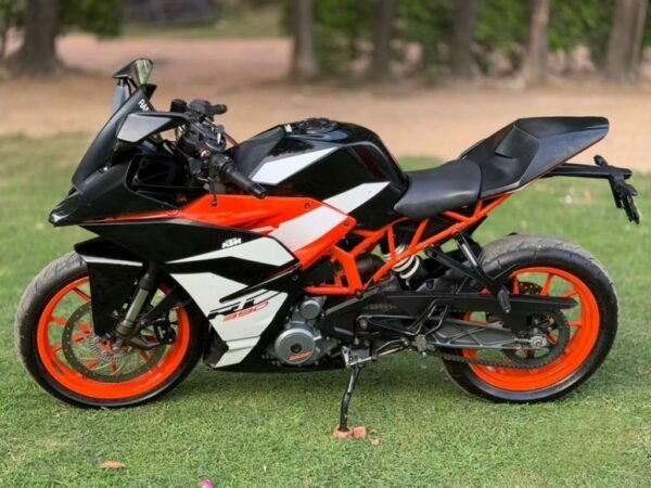 KTM RC 390 2018