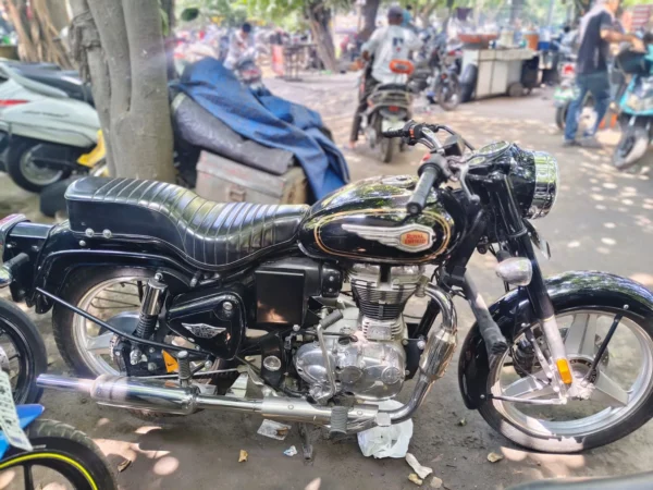 Royal Enfield Bullet 2021