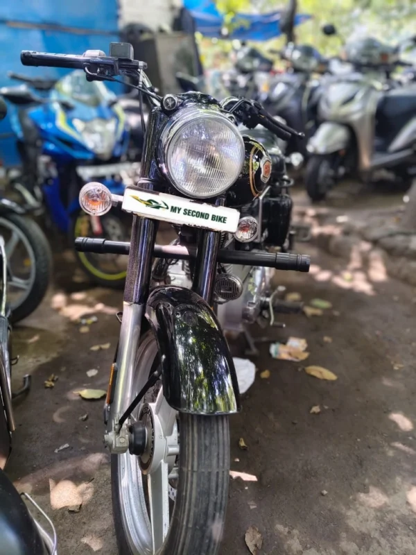 Royal Enfield Bullet 2021