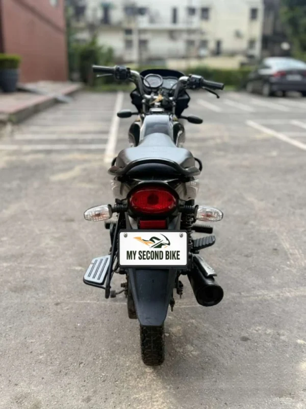 Bajaj Platina 2023