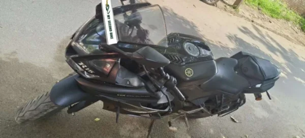 Yamaha R15 2021