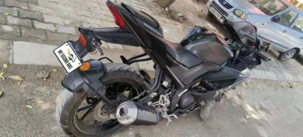 Yamaha R15 2021
