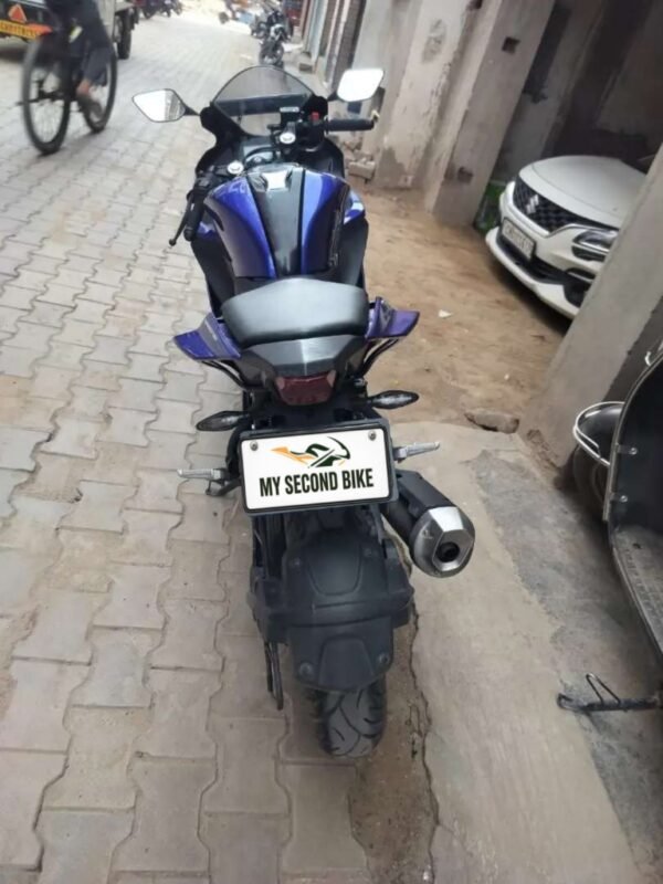 Yamaha R15 2018