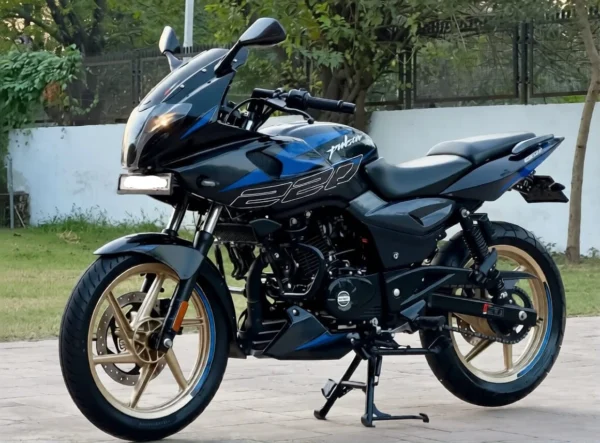 Bajaj Pulsar 220 Fi 2023