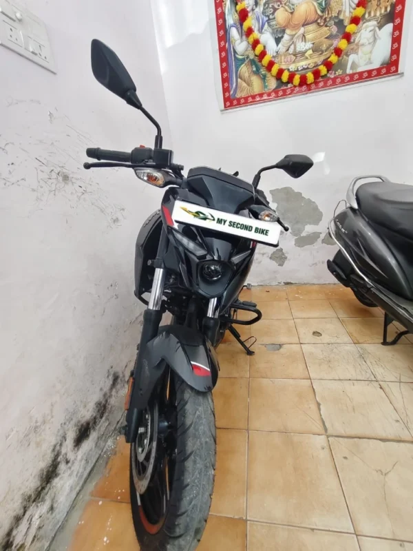 Bajaj Pulsar N160 2023