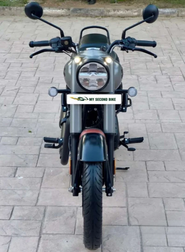 Royal Enfield Classic 2025