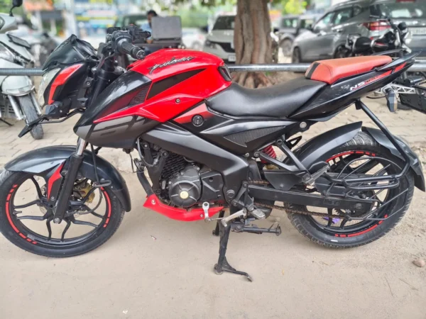 Bajaj Pulsar ns160 2018