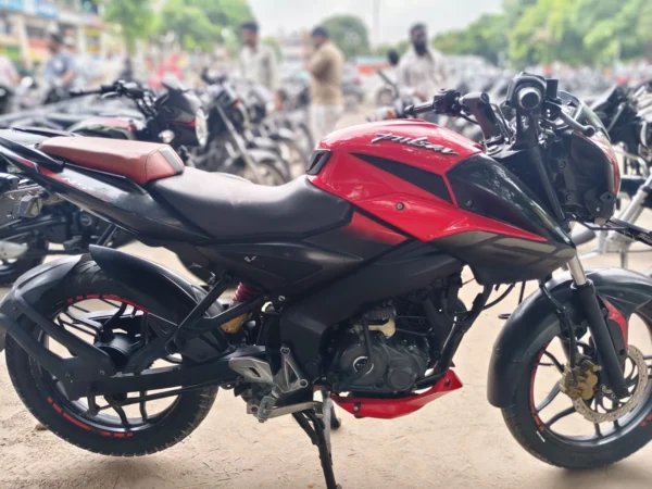 Bajaj Pulsar ns160 2018