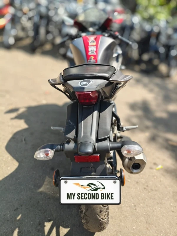 Yamaha R15 2018