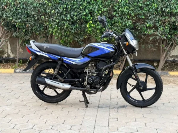 Bajaj CT 2020