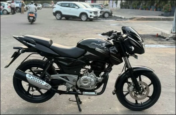 Bajaj Pulsar 180 2016