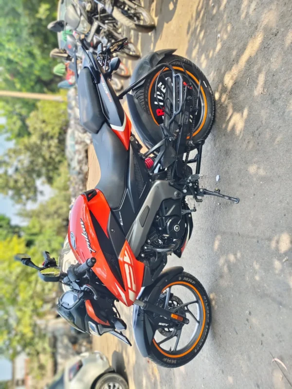 Bajaj NS 125 2025