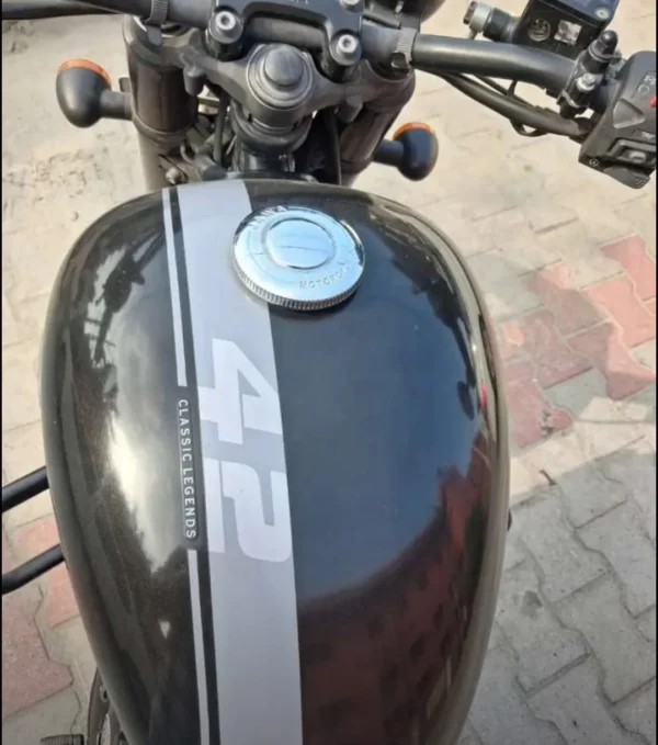 Jawa 42 2021