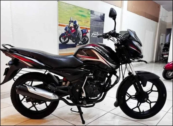 Bajaj Discover 2015