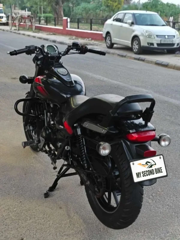 Bajaj Avenger street 220 2019