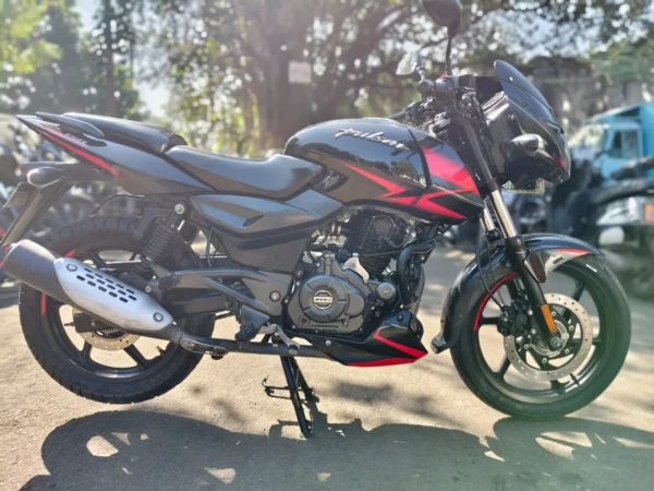 Bajaj Pulsar 2020