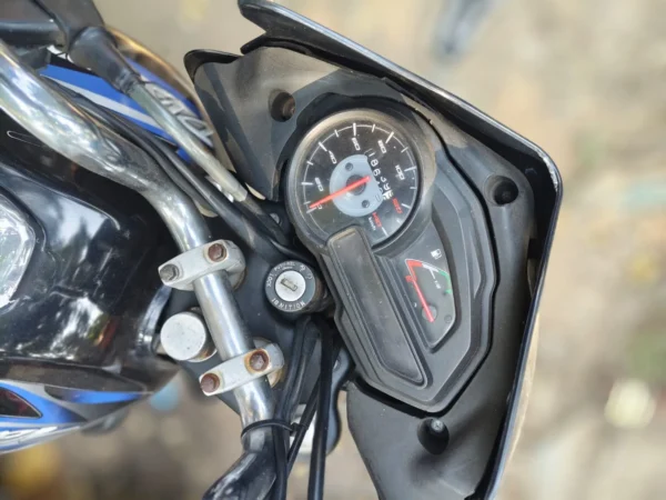 Bajaj Discover 2015